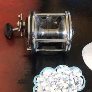 PENN FISHING REEL SENATOR 6/0 OBO PICKUPONLY
